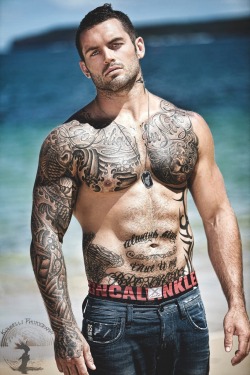 aworldofmenz:  globalguys:🇦🇺 Australia - Daniel Conn, rugby player A World of Menz &lt;&lt;&lt;Follow