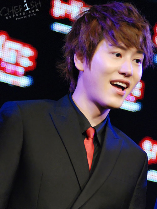 krysybaby:Super Junior’s maknae: Kyuhyun<3