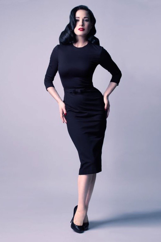 dita-fetish:  Beautiful Dita Von Teese 