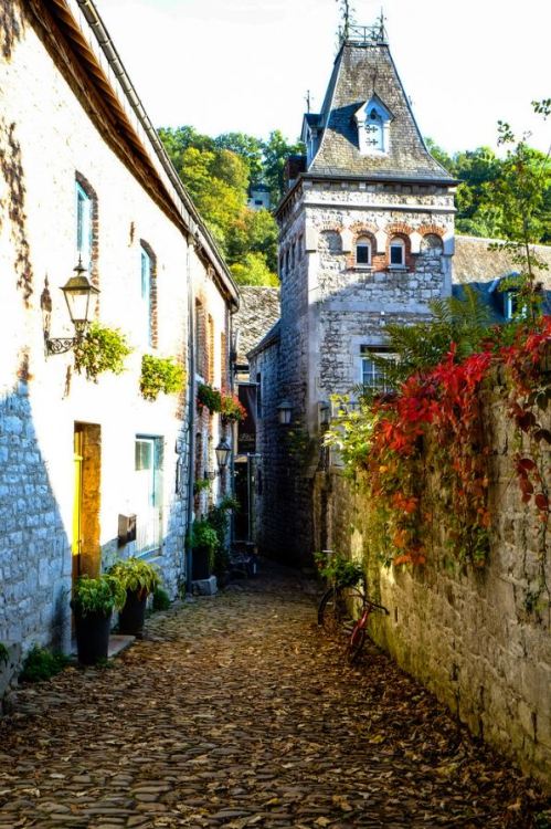 Durbuy / Belgium (by Bogdan Florea).