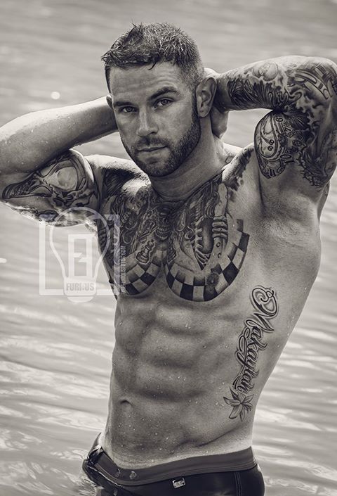 enchantemoimerlin: Shane Williams by FuriousFotog 233. Shane Williams - 18.5