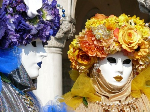 originalsbyitalia:  #2014 #CarnevaleDiVenezia, #Italia ★✩★ #Wonder and #Fantasy #Nature ★✩★ #Venice #Carnival #Masquerade #Festival #Italy  ★✩★ February 15th - March 4th, 2014 ★✩★ #Costumes #Masks