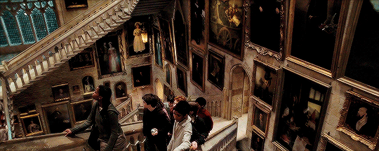 professorlupins:  Harry Potter and the Prisoner of Azkaban (2004)Stairs and portraits