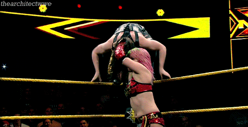 thearchitectwwe:  Asuka vs Nikki Cross:  Last Woman Standing Match (28-June-2017)