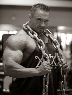 the-swole-strip:  Adam Adamski  