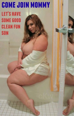 theinzcrowd: I love bath time with mommy   &gt;Forbidden Fantasies and Taboo Desires&lt;   