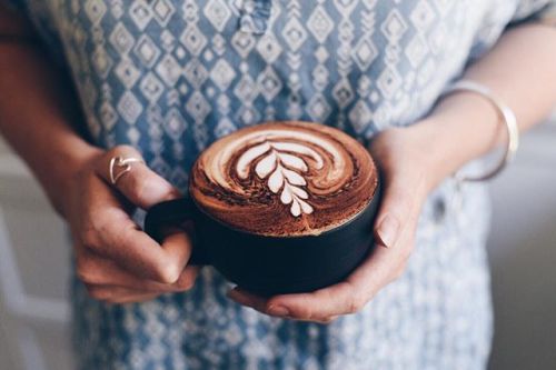 latte-art: (via allthekidsarelosingtheirminds)