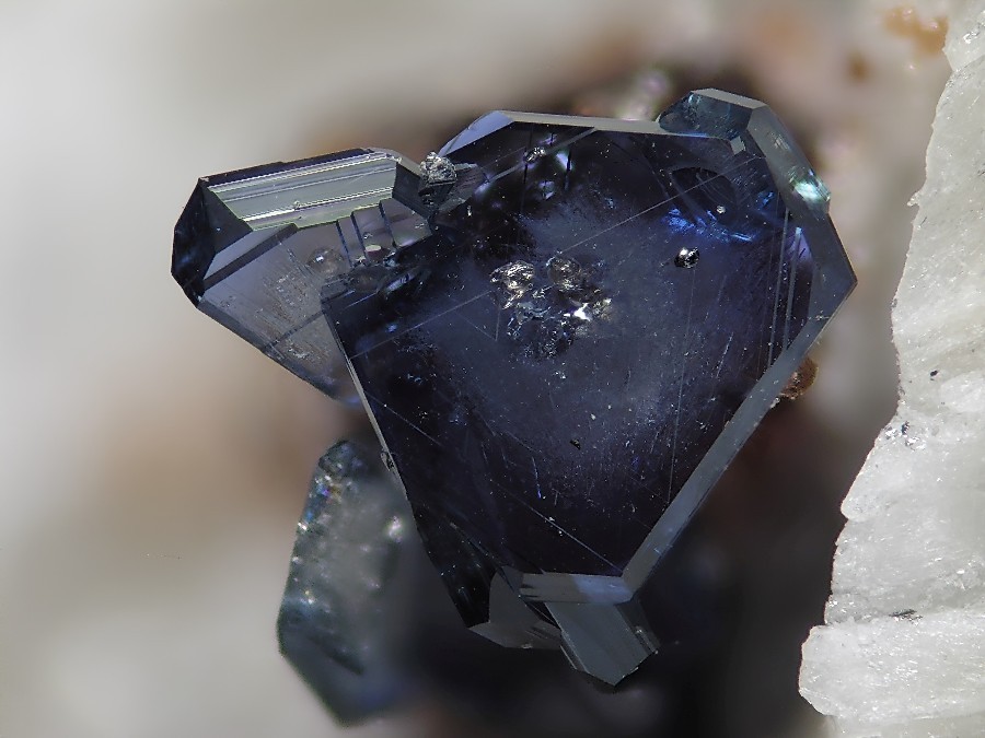 themineralogist:  Birthstones - September (Sapphire)  Sapphire is a blue variety