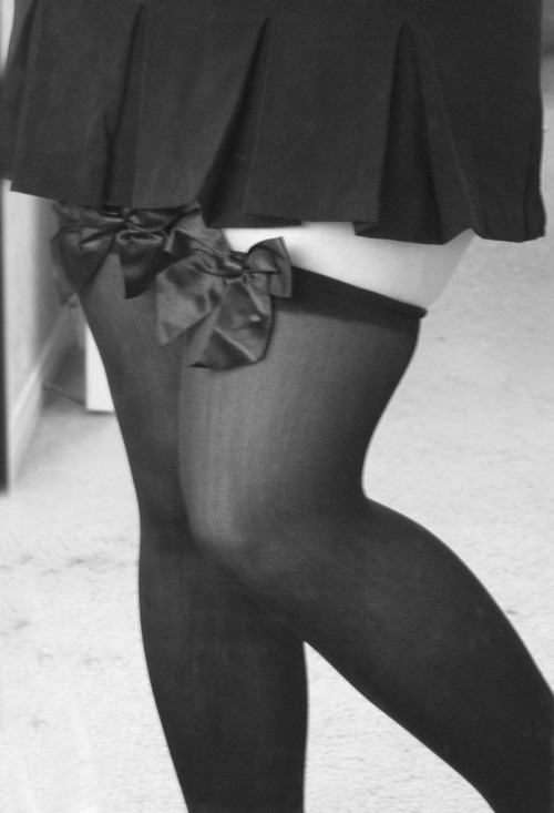 siyahalbatros:    Bow top stockings