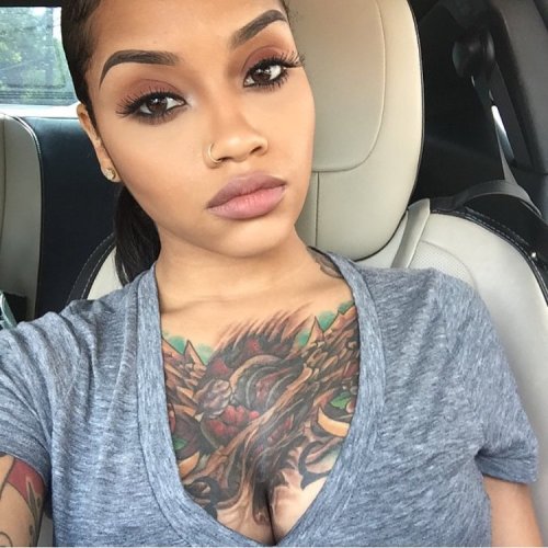 flyestfemales:  http://flyestfemales.tumblr.com/
