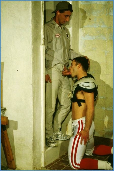 sniffmyjockstrap:  Open Wide…