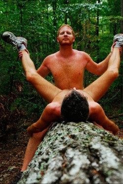 dirtydaddythings:  Dad’s idea of ‘roughing it’.  