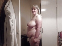 elitemilfs:  Elite Milfs, the best Milfs http://elitemilfs.tumblr.com/  Leaving him with a smile on his face too