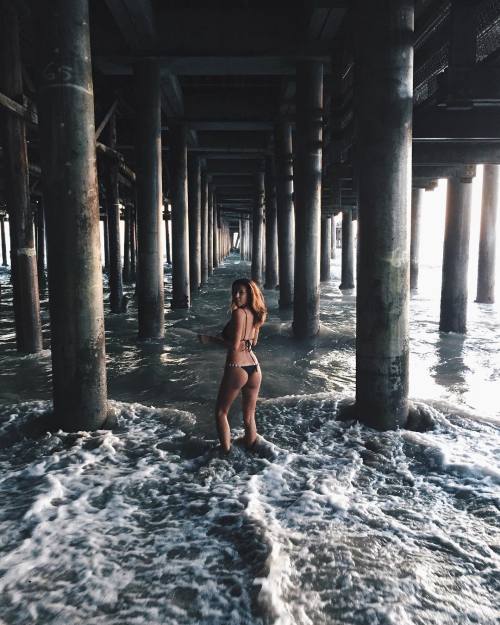 hottygram:Let’s find some beautiful place to get LOST by devinbrugman