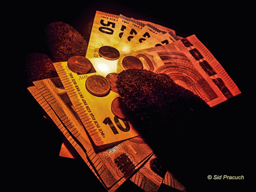 “Mo’ Money”© 2019 - Sid Pracuch PhotoChallenge 2018/2019Week 23: Show me the Money!Thank you PhotoCh