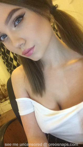 miss0re0:  Follow me, you won’t regret it