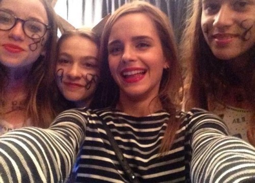 Emma Watson last night at Taylor&rsquo;s concert, June 27/2015