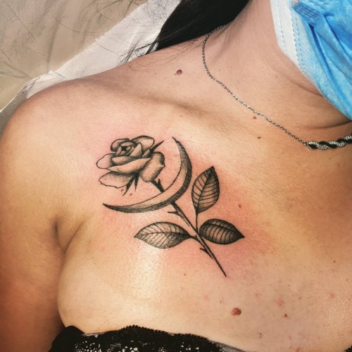 1er tattoo pour la belle @elorri.eyherabide merci encore pour ta confianceJ'espère que tes autres 