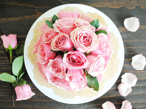 inkxlenses: Tayberry Chocolate Cake with Fresh Cut Roses | by jocelyndchen