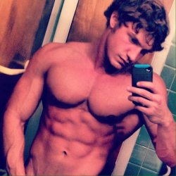 hotwebdudes:  http://hotwebdudes.tumblr.com/ 