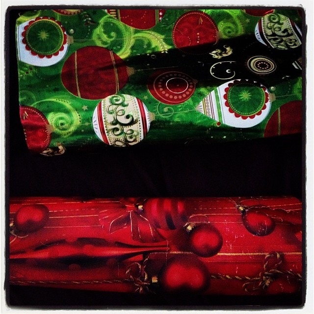 Day 10: Wrapping paper. Can&rsquo;t wait to get gifts this year! #christmas #wrappingpaper