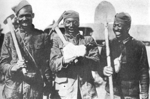 enrique262: Harlem Hellfighters African-american soldiers that bravely fought in the Great War, both