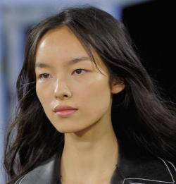 gulcayn:  Fei Fei Sun at Alexander Wang Spring