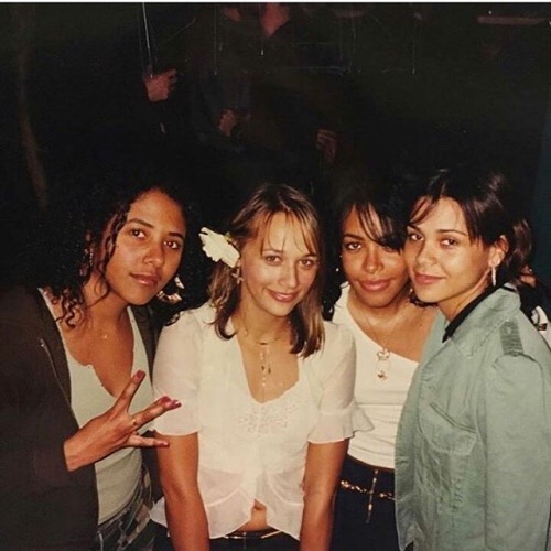 90sfav:kind of (not really) rare photos of baby girl