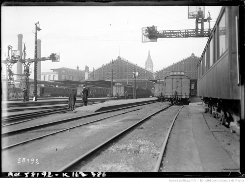 Railway strikes in Paris (February 1920).  There were two series ofstrikes that year – one in Februa