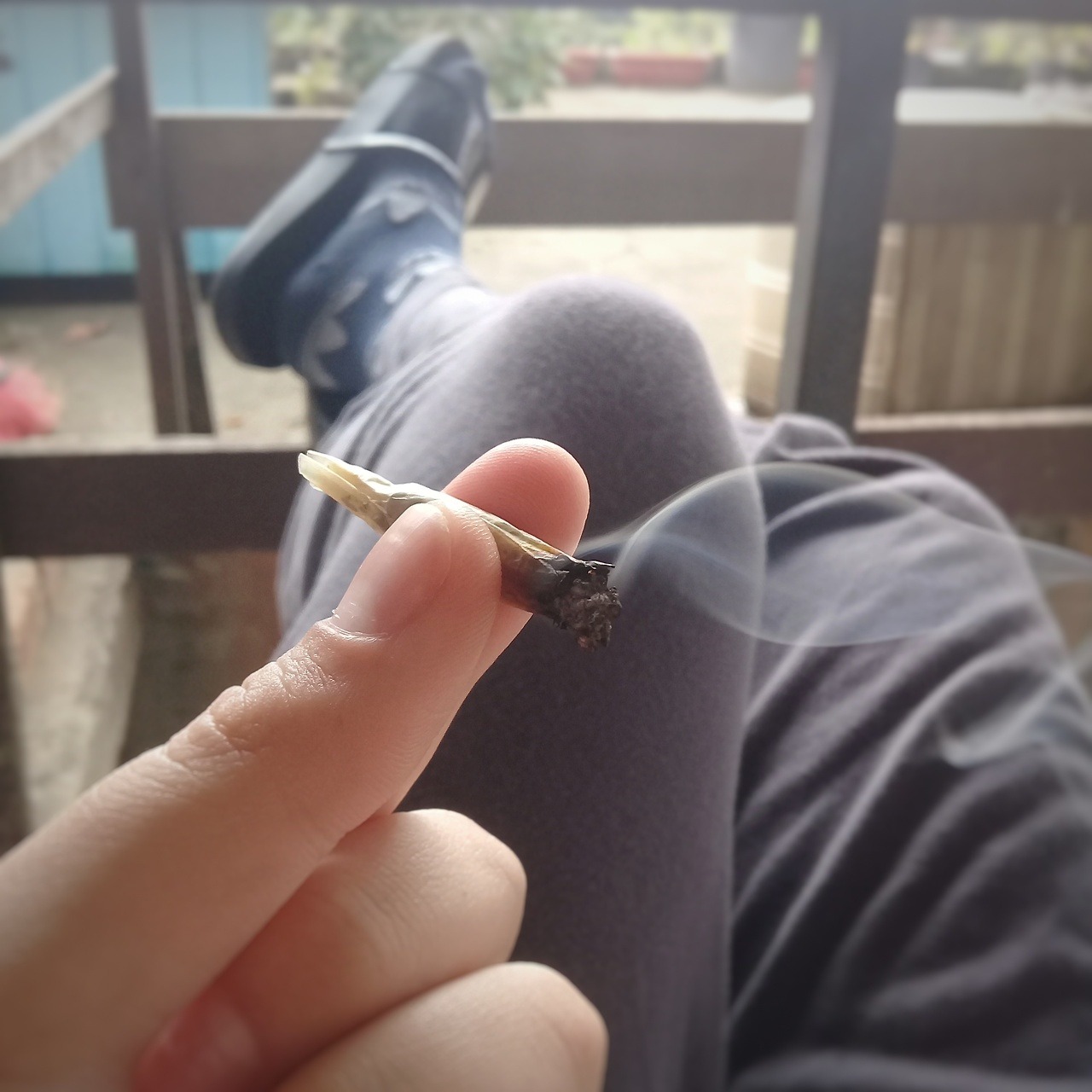 🌩️