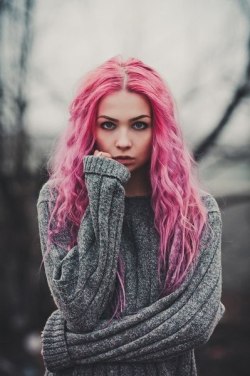 cute-colored-hair:  COLORED HAIR BLOG ♥