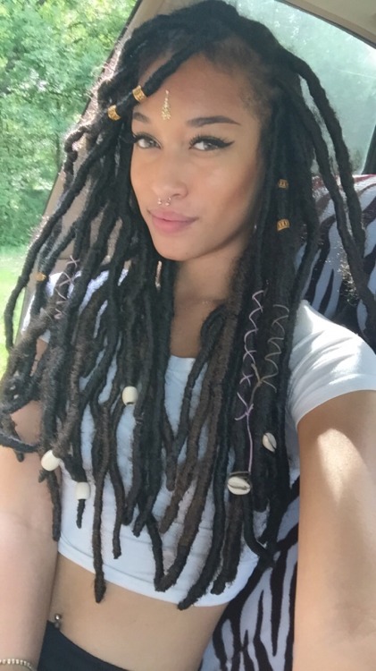 sexcretaryofstate:  Sexy Dread.   That’s adult photos