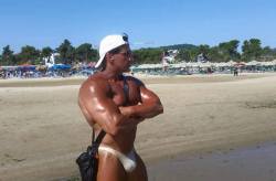 manthongsnstrings:  proudbulge:  Packed in those white posers.  beach boy 