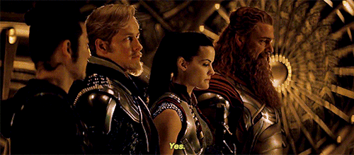 feynites:alisgravenil1and2:#HEIMDALL: THERE ARE ONLY TWO THINGS I LOVE #TREASON AND THOR #SINCE THOR