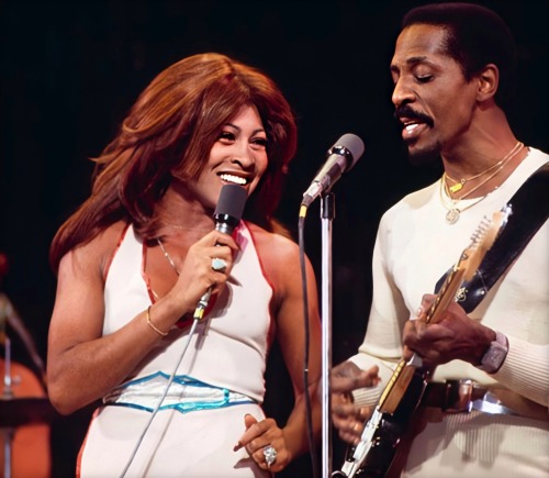 twixnmix:Ike & Tina Turner performing on In Concert - Aired: January 4, 1974