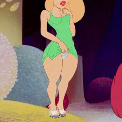 raychielsgifs:  Me in cartoon form …being a muse >>>