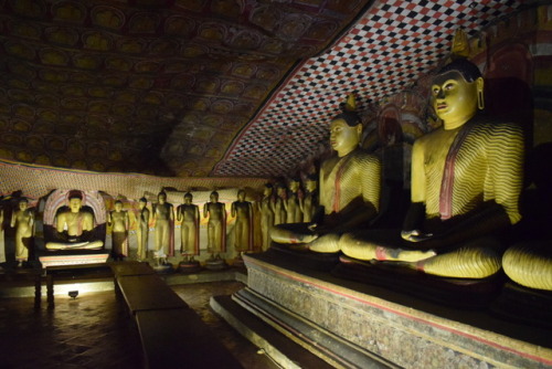 Day 300: Dambulla Cave Temple 9th July 2017