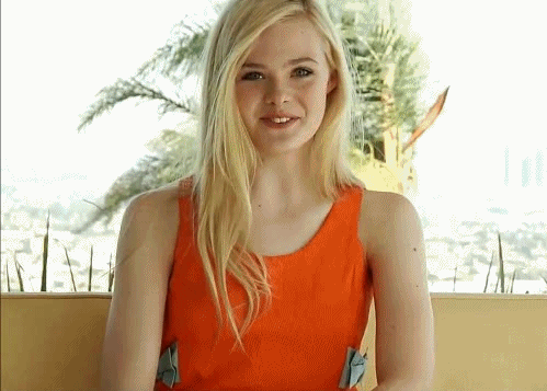 pretty-babez:  Elle Fanning [gif]
