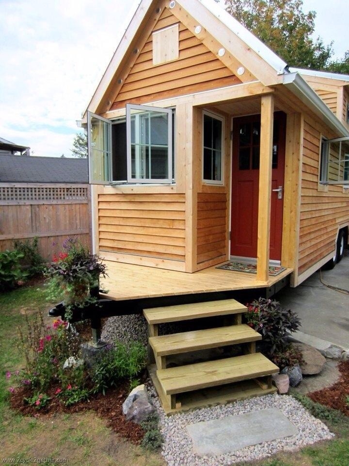 tinyhousedarling:  So…this is the plan that I came up with.  It’ll probably