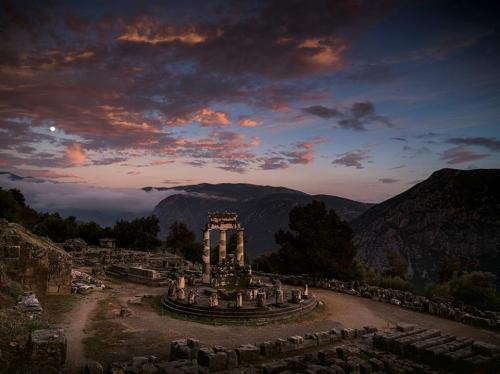 arjuna-vallabha - Delphi, Greece