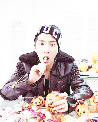 milkshik:  Happy Halloween B1A4  