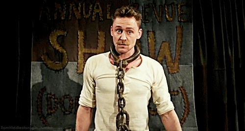 to-those-who-sing-alone:tomhiddleston-gifs:Muppets Most WantedOmfg BABE