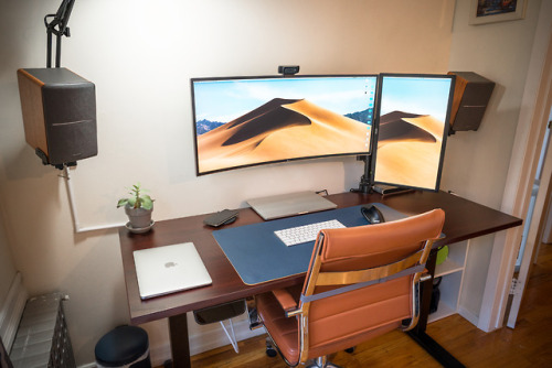 minimalsetups:Sit/Stand Ultrawide WorkspaceHead here for more on this workspace…