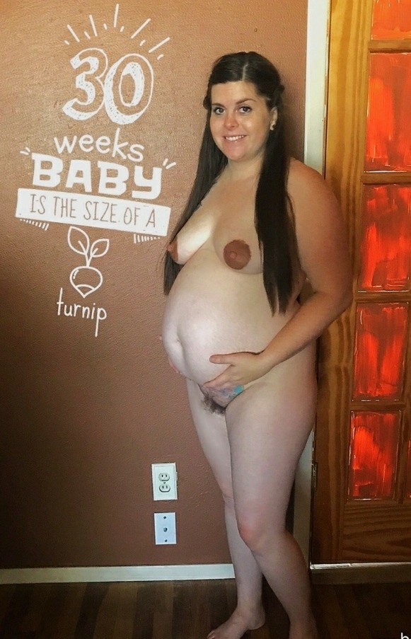 obgyn-ville:  At the ob/gyn for routine prenatal checkups and through her beautiful