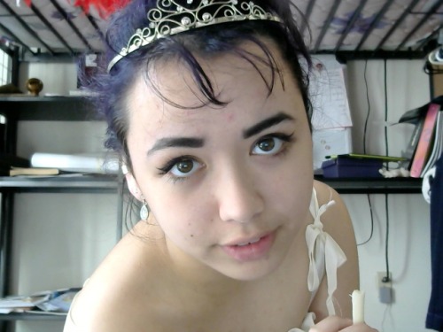marouf95:  moist-teabag:  me cosplaying as a hairy disney princess that doesn’t exist yet boo hoo  E 
