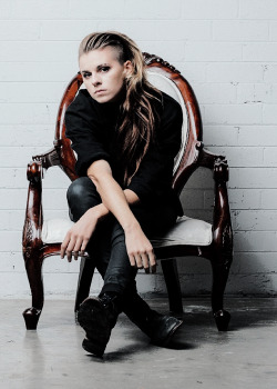 lynngvnns:  @LYNNGVNN: Live, get hurt, learn