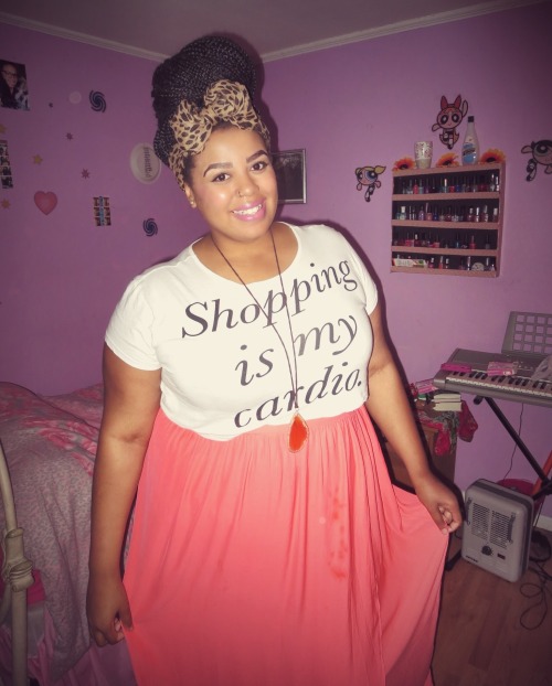 duchess-gummybunss:  I’m way too cute to be this single. 
