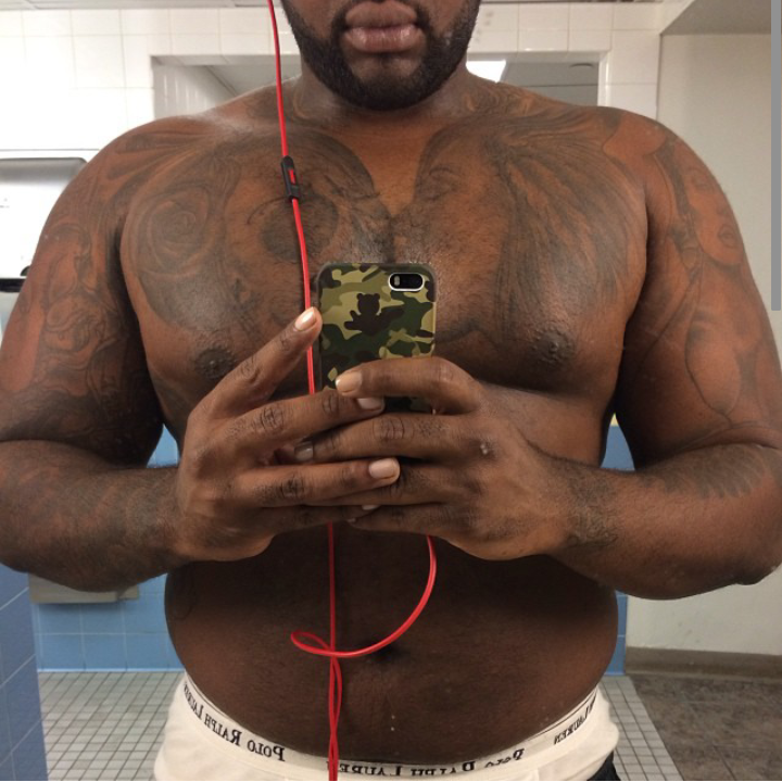 therealmccoy27:  prettihaute:  Teddy could sleep in the box if he wanted to  Teddy!!!!
