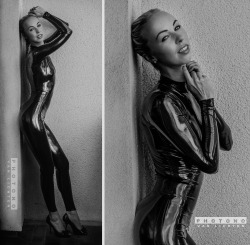 latex-girls-love:  Beauty girls in latex