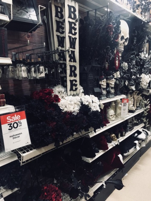 I’m absolutely in love with a black and red spooky aesthetic ❤️Can you tell? Found at Michaels